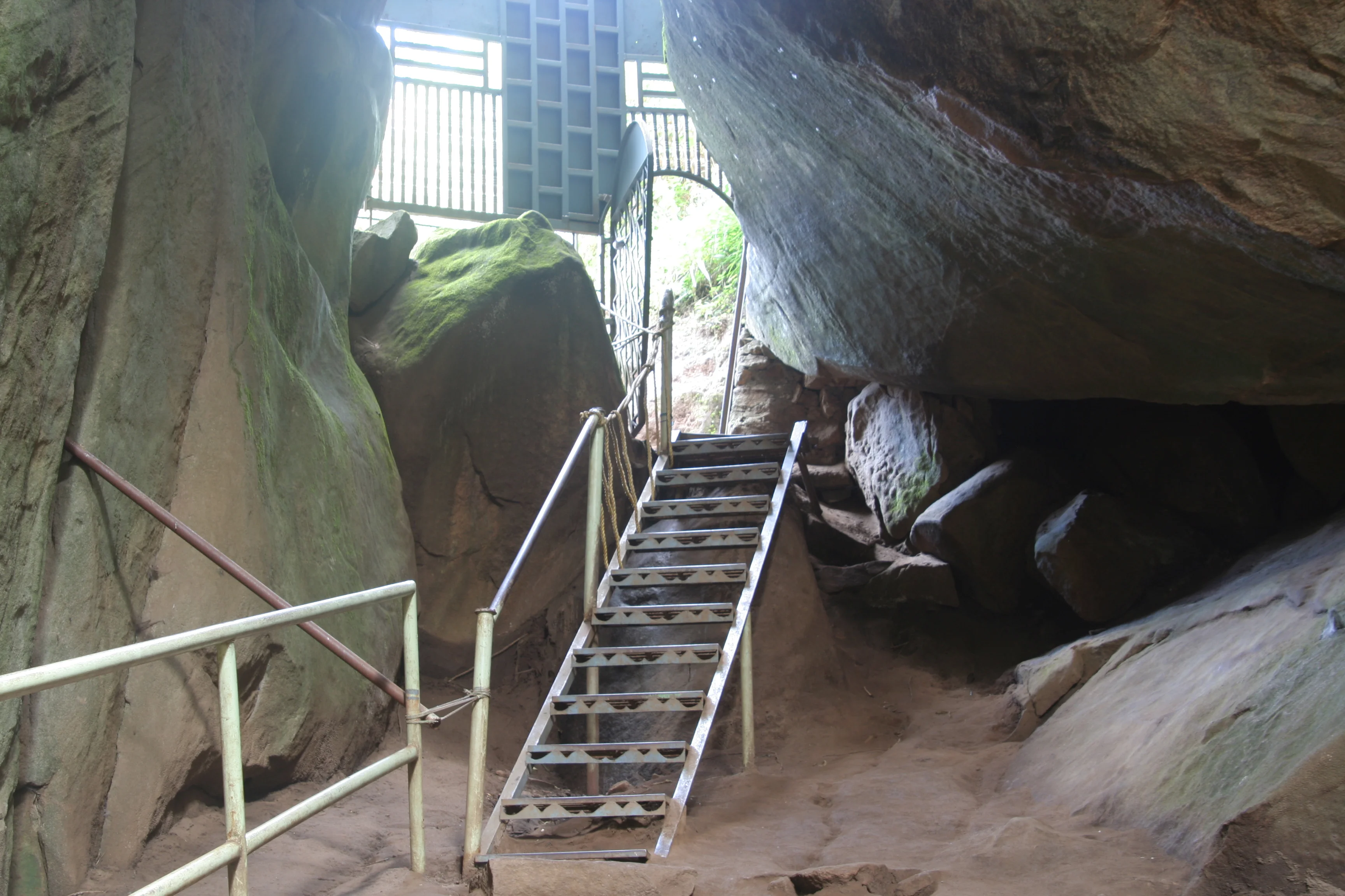 Edakkal Caves | Best tourist places in Wayanad - Whatnewtrends
